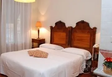 Hotel Vecia Brenta Mira
